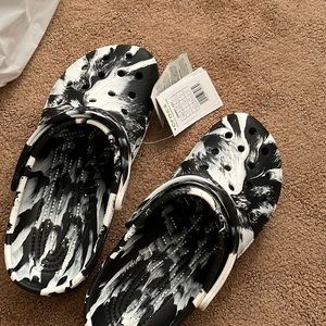 Brand new with tags never worn crocs marveled clogs